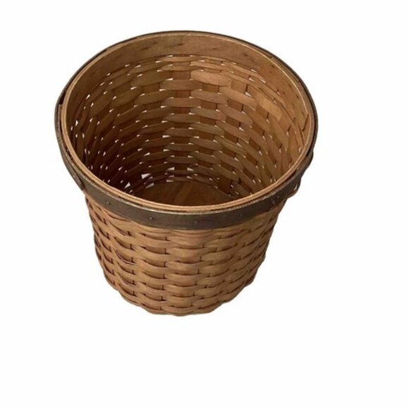 Longaberger Handwoven Basket 2006 Signed Honey Wood Farmhouse Decor Rare Weaved - Picture 2 of 6